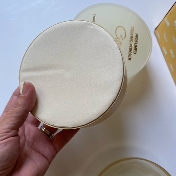 Ciara Velvet Dusting Powder by Charles Revson 6oz (new with box) - Picture 11 of 13